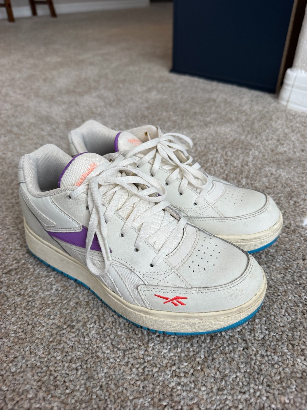 Reebok Sneakers